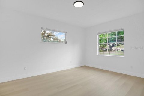 Villa ou maison à vendre à Maitland, Floride: 4 chambres, 189.33 m2 № 2149860 - photo 12