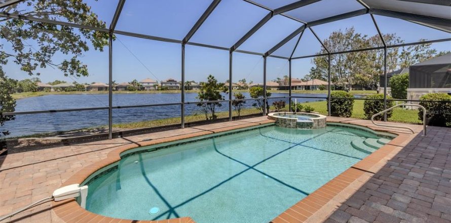 Casa en Venice, Florida 2 dormitorios, 156.08 m2 № 1652417
