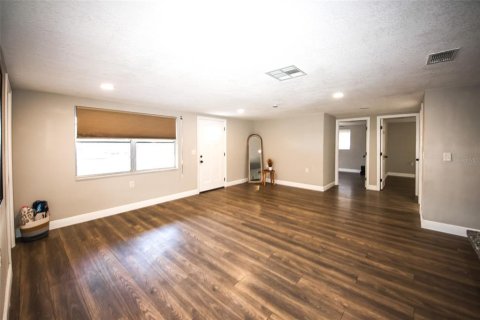 Casa en venta en Holiday, Florida, 4 dormitorios, 140.28 m2 № 1910740 - foto 12