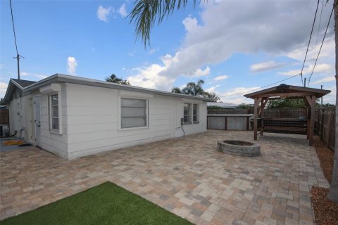Casa en venta en Holiday, Florida, 4 dormitorios, 140.28 m2 № 1910740 - foto 10