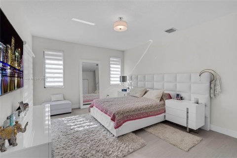 Townhouse in Doral, Florida 3 bedrooms, 175.96 sq.m. № 1944115 - photo 20