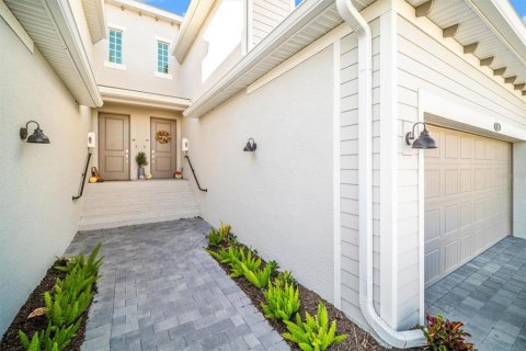 Condominio en alquiler en Venice, Florida, 3 dormitorios, 213.12 m2 № 2103979 - foto 2