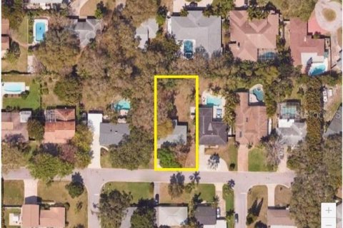 House in Belleair, Florida 2 bedrooms, 104.79 sq.m. № 2145244 - photo 8
