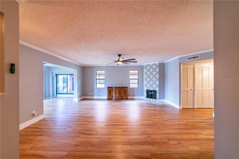 Condo in Largo, Florida, 2 bedrooms  № 1797763 - photo 4