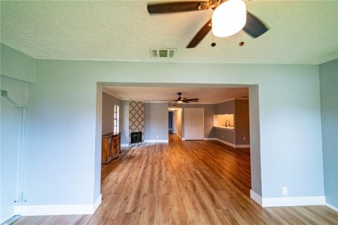 Condo in Largo, Florida, 2 bedrooms  № 1797763 - photo 10