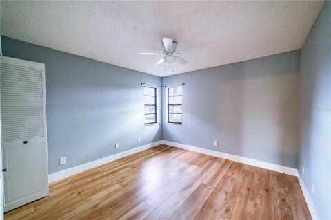 Condo in Largo, Florida, 2 bedrooms  № 1797763 - photo 24