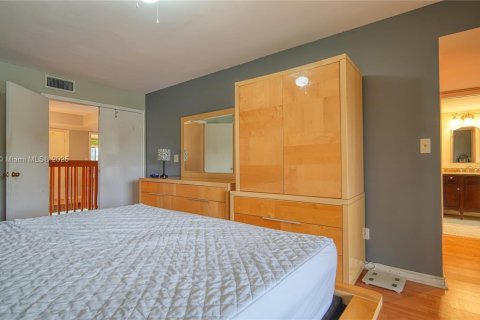 Townhouse in Davie, Florida 3 bedrooms, 228.26 sq.m. № 1809771 - photo 6