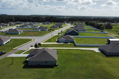 Villa ou maison à vendre à Bartow, Floride: 4 chambres, 223.62 m2 № 2433690 - photo 4