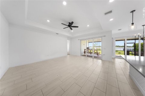 Villa ou maison à vendre à Punta Gorda, Floride: 3 chambres, 193.61 m2 № 2339328 - photo 10