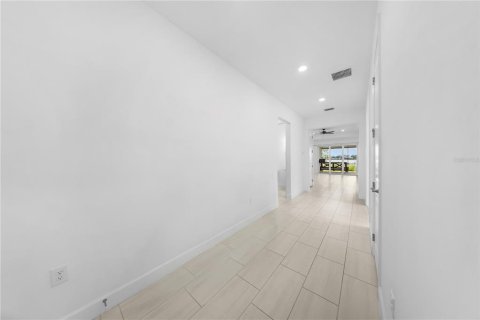 Villa ou maison à vendre à Punta Gorda, Floride: 3 chambres, 193.61 m2 № 2339328 - photo 8