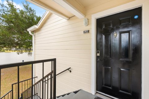 Condo in Orlando, Florida, 2 bedrooms  № 1849244 - photo 2