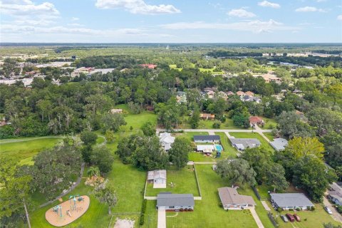 House in Ocala, Florida 3 bedrooms, 103.86 sq.m. № 1899502 - photo 9