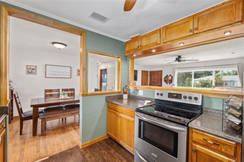 House in Ocala, Florida 3 bedrooms, 103.86 sq.m. № 1899502 - photo 4