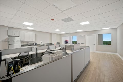 Immobilier commercial à vendre à North Miami, Floride № 2048091 - photo 7