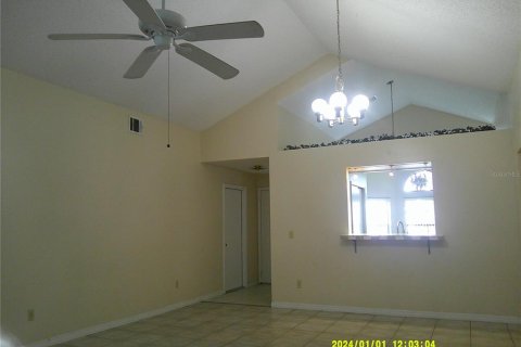 Villa ou maison à louer à Orlando, Floride: 3 chambres, 135.92 m2 № 2310823 - photo 12