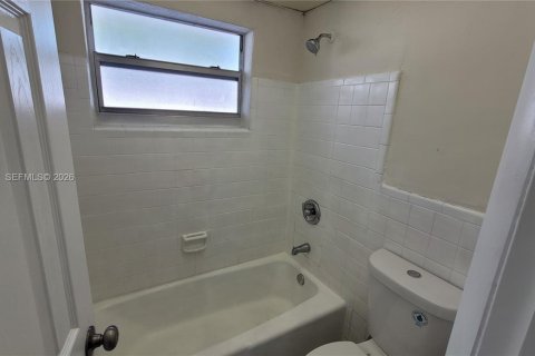 Снять в аренду квартиру в Опа-Локка, Флорида 2 спальни, 78.97м2, № 2005309 - фото 17