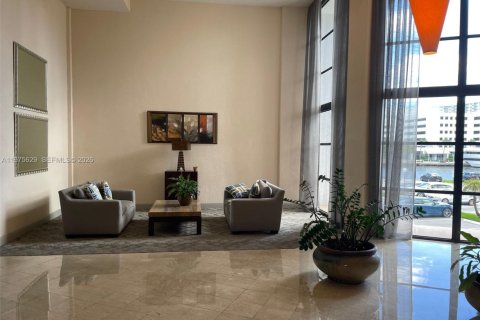 Condominio en alquiler en Hallandale Beach, Florida, 1 dormitorio, 85.01 m2 № 2079187 - foto 9