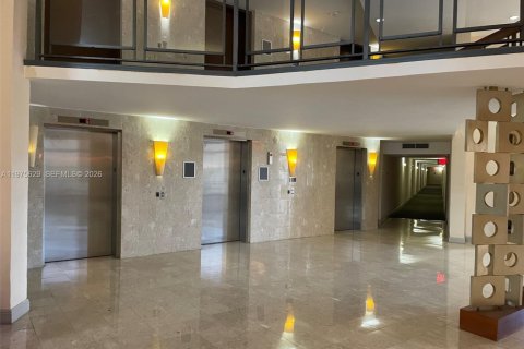 Condominio en alquiler en Hallandale Beach, Florida, 1 dormitorio, 85.01 m2 № 2079187 - foto 6