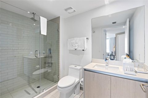 Condo in Hollywood, Florida, 2 bedrooms № 2081688 - photo 17