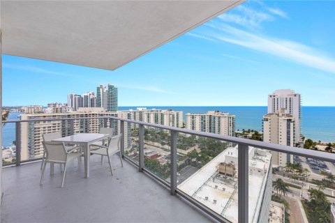 Condo in Hollywood, Florida, 2 bedrooms  № 2081688