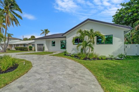 Villa ou maison à louer à Riviera Beach, Floride: 4 chambres, 260.13 m2 № 2178068 - photo 3