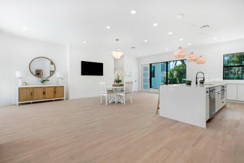 Villa ou maison à louer à Riviera Beach, Floride: 4 chambres, 260.13 m2 № 2178068 - photo 19