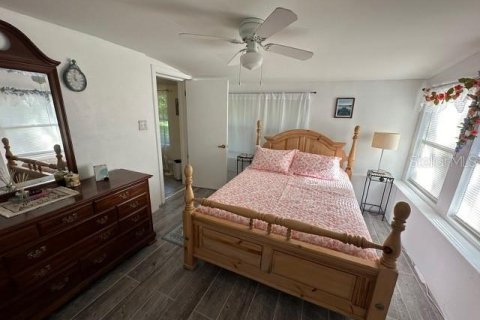 House in Homosassa, Florida 4 bedrooms, 227.24 sq.m. № 1750007 - photo 21