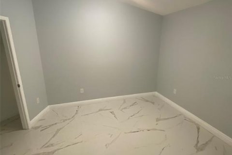 House in Palm Harbor, Florida 3 bedrooms, 196.4 sq.m. № 1856510 - photo 23