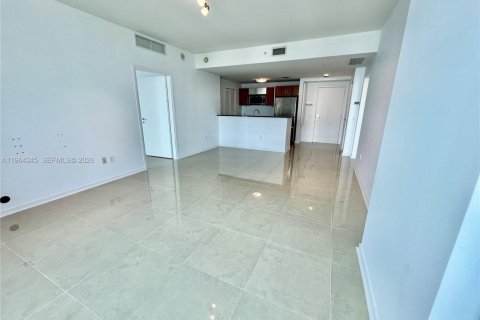 Copropriété à louer à Miami, Floride: 2 chambres, 93.46 m2 № 2026771 - photo 3