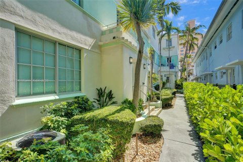 Купить кондоминиум в Майами-Бич, Флорида 1 спальня, 49.8м2, № 2014575 - фото 19