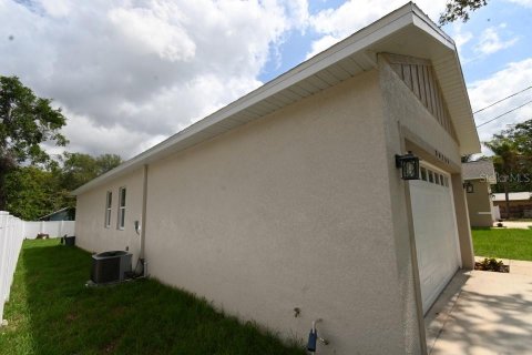Купить виллу или дом в Дейд-Сити, Флорида 10 комнат, 131.74м2, № 1685410 - фото 30