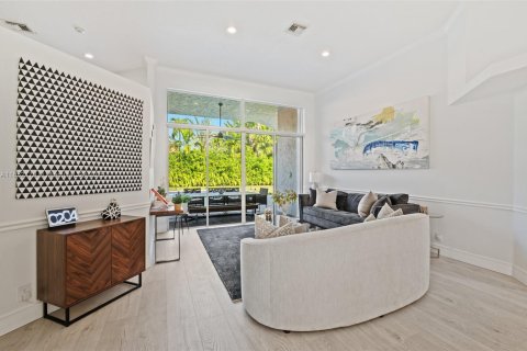 Casa en venta en Weston, Florida, 5 dormitorios, 242.2 m2 № 1875709 - foto 4