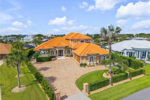 Villa ou maison à vendre à New Smyrna Beach, Floride: 5 chambres, 515.42 m2 № 2210441 - photo 3