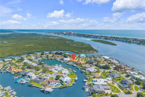 Villa ou maison à vendre à New Smyrna Beach, Floride: 5 chambres, 515.42 m2 № 2210441 - photo 5