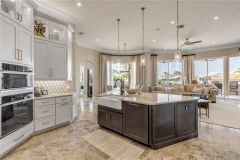 Villa ou maison à vendre à New Smyrna Beach, Floride: 5 chambres, 515.42 m2 № 2210441 - photo 25