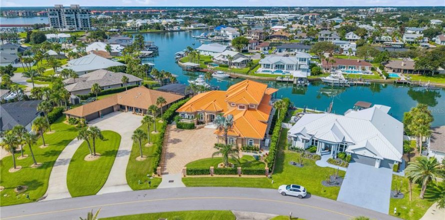 Villa ou maison à New Smyrna Beach, Floride 5 chambres, 515.42 m2 № 2210441