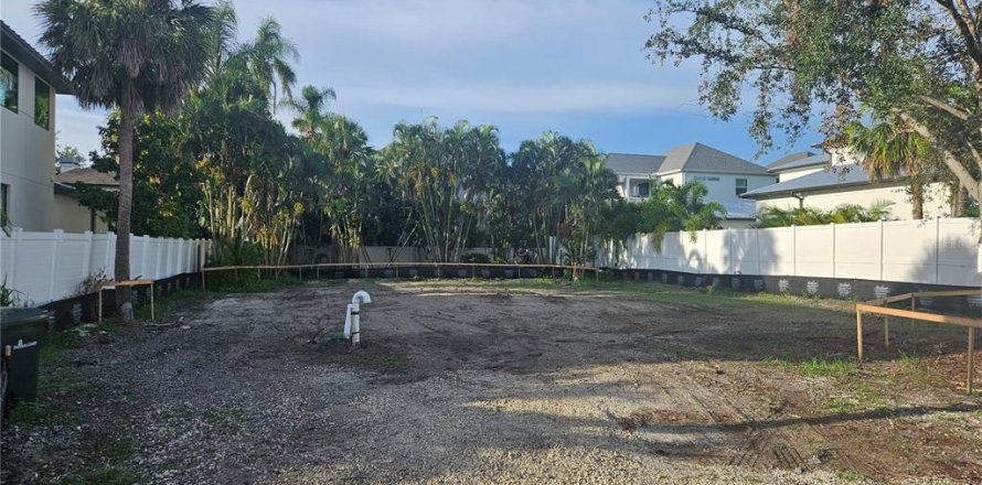 Land in Sarasota, Florida № 1855500