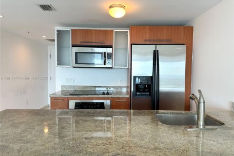 Copropriété à vendre à Miami, Floride: 1 chambre, 78.78 m2 № 1924832 - photo 12