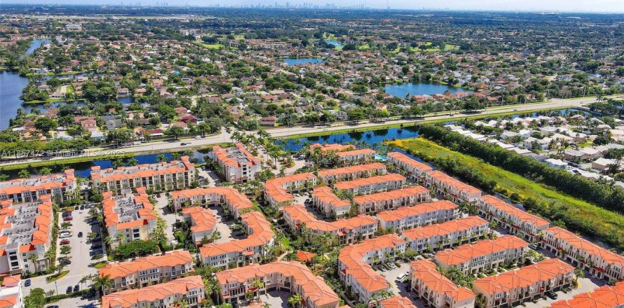 Appartement à Pembroke Pines, Floride 1 chambre, 74.32 m2 № 1881715
