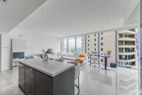 Снять в аренду кондоминиум в Майами, Флорида 2 спальни, 105.63м2, № 2004634 - фото 5