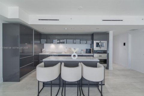 Снять в аренду кондоминиум в Майами, Флорида 2 спальни, 105.63м2, № 2004634 - фото 9