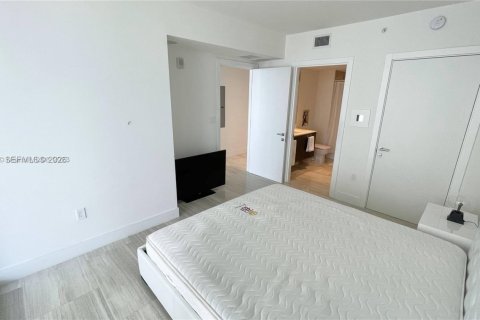 Снять в аренду кондоминиум в Майами, Флорида 2 спальни, 105.63м2, № 2004634 - фото 18