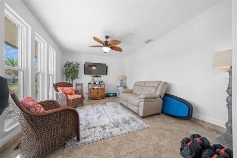 Casa en venta en Port Orange, Florida, 3 dormitorios, 187.11 m2 № 1547569 - foto 5