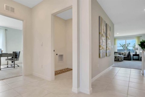 House in Haines City, Florida 4 bedrooms, 169.83 sq.m. № 1527861 - photo 7