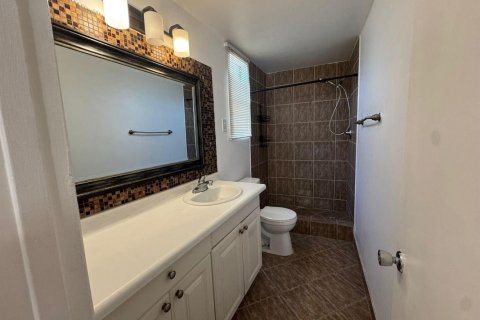 Commercial property in Pompano Beach, Florida 3 rooms, 46.45 sq.m. № 2249983 - photo 9