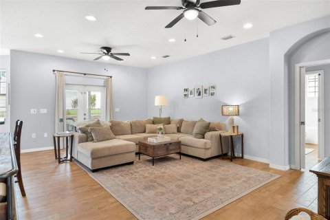 House in Leesburg, Florida 3 bedrooms, 205.41 sq.m. № 1647686 - photo 9