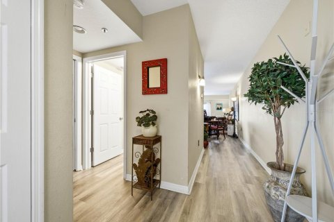 Condo in New Smyrna Beach, Florida, 2 bedrooms  № 2109284 - photo 4