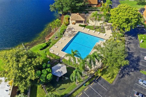 Купить таунхаус в Дейви, Флорида 3 спальни, 153.66м2, № 2009344 - фото 30