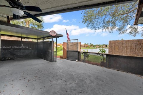 Купить таунхаус в Дейви, Флорида 3 спальни, 153.66м2, № 2009344 - фото 6