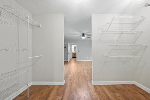 Купить таунхаус в Дейви, Флорида 3 спальни, 153.66м2, № 2009344 - фото 27